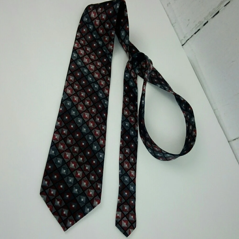 Croft & Barrow Silk Red Black Plaid Tie